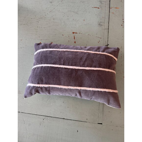 SOLD   NWT 14" x 9" Cotton Velvet Lumbar Pillow - Picture 4 of 6